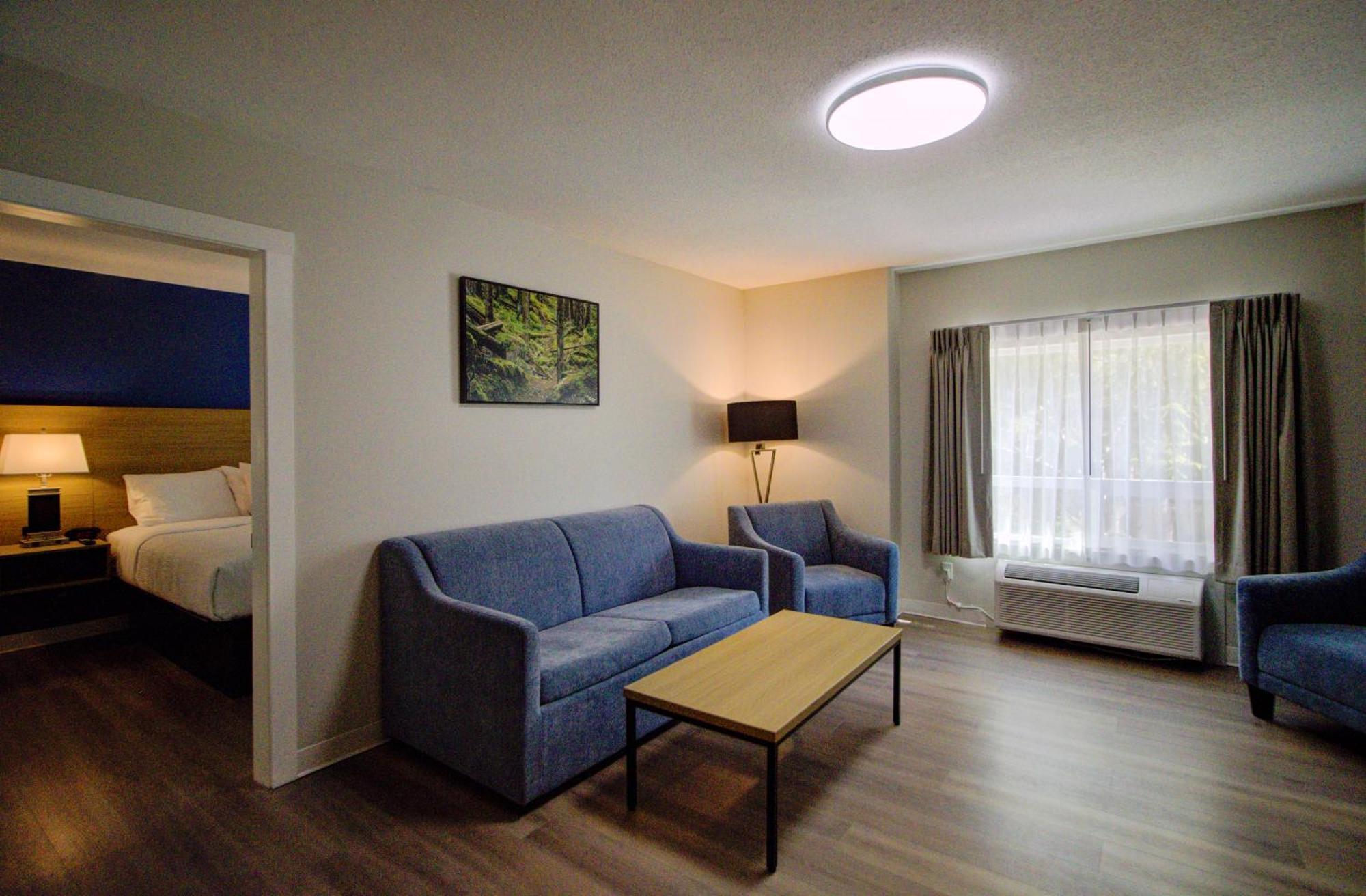 Baymont By Wyndham Gold River מראה חיצוני תמונה