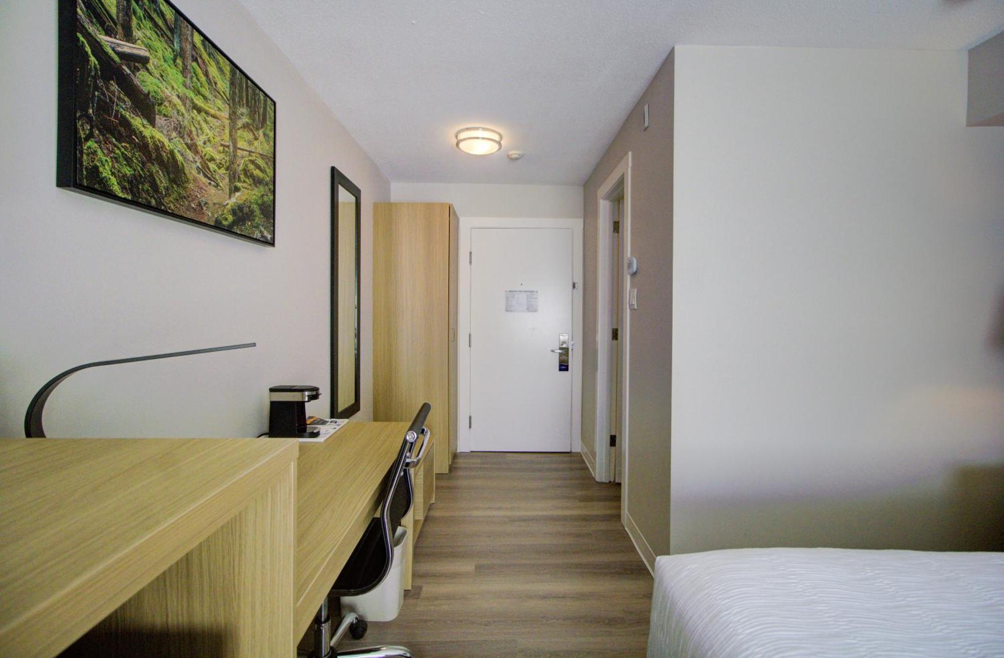 Baymont By Wyndham Gold River מראה חיצוני תמונה